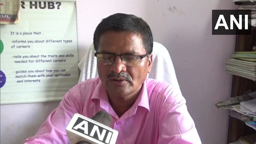 A government school where even a teacher comes wearing a uniform!