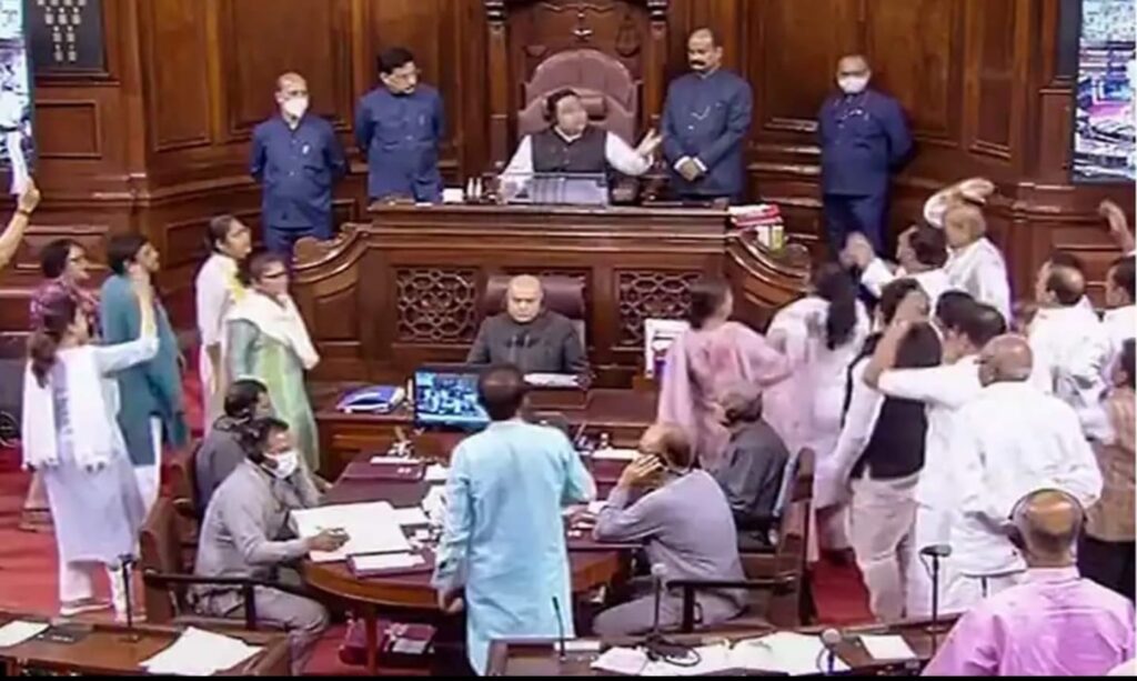 19 MPs suspended due to huge ruckus on issues including inflation in MP's monsoon session