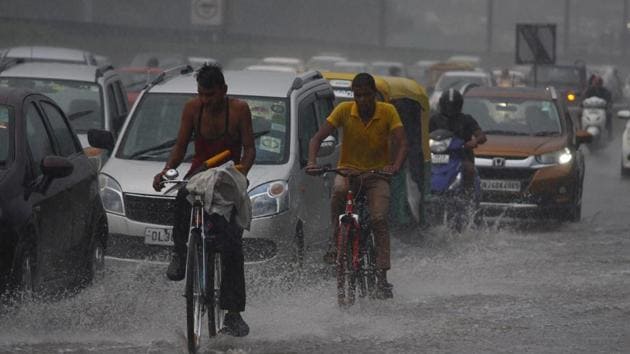 Heavy to very heavy rainfall forecast in these districts of Saurashtra-Kutch and South Gujarat,