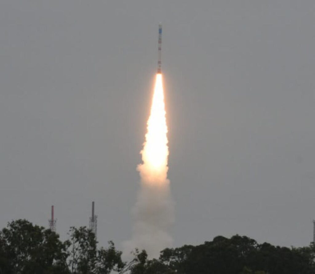 The launch of the SSLV rocket made by the daughters of the country is successful! But the satellite lost contact