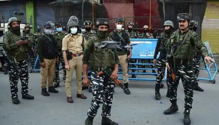 Another terrorist attack in Pulwama! A laborer died