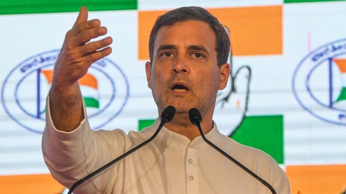 If Rahul Gandhi refuses, this senior can become Congress President!