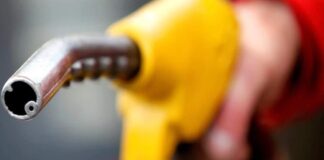 બધી મોંઘવારીના મૂળ પેટ્રોલ ડીઝલ પર ક્યારે આવશે અંકુશ??30 ટકા સસ્તા ક્રુડ ઓઈલનો નથી મળતો કોઈ લાભ