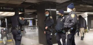 BIG BREAKING: ન્યૂયોર્કના બ્રુકલિનમાં સબવે સ્ટેશન પર અંધાધૂંધ ફાયરિંગ, 13 લોકોની હાલત ગંભીર