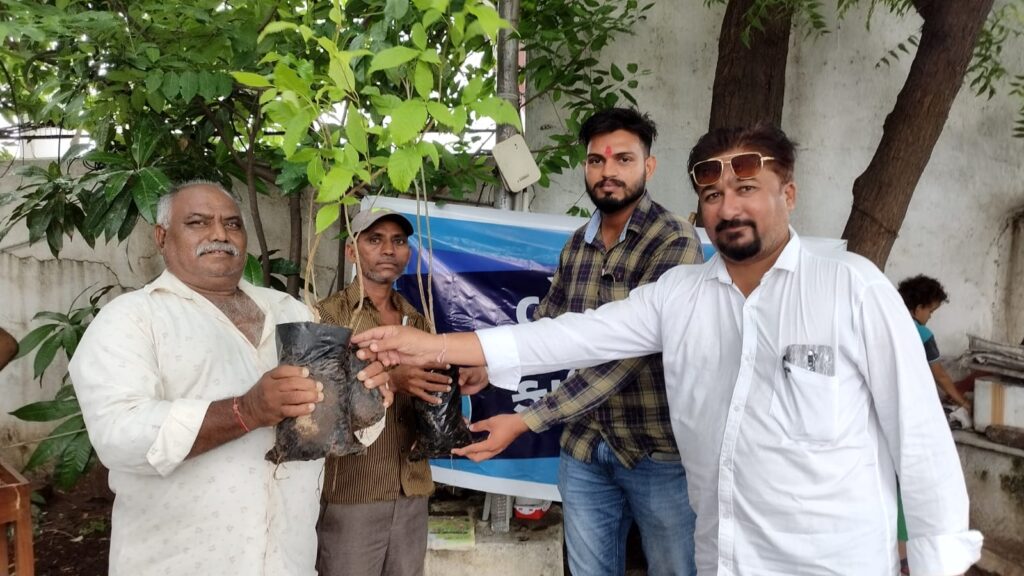A program for sapling distribution and sapling planting was organized by Bodhisattva Education Trust in Jamnagar