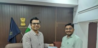 જામનગર જિલ્લા પંચાયતના વિવિધ કેડરના કુલ 44 કર્મચારીઓને બઢતી અપાઈ A total of 44 employees of various cadres of Jamnagar District Panchayat were promoted