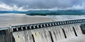 ખંભાળિયા પંથકનો ઘી ડેમ થયો ઓવરફ્લો! નજારો જોવા લોકો ઉમટ્યા The ghee dam overflowed like the lifeblood of Khambhaliya Panthak! People flocked to see the view