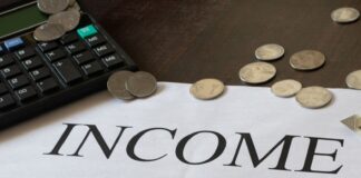 છેક નોટબંધી વખતના ટ્રાંજેકશનને લઈને IT વિભાગે રાજ્યના 42 હજાર જ્વેલર્સ-વેપારીઓને નોટિસ આપી The IT department issued notices to 42 thousand jewelers-traders of Gujarat regarding transactions during demonetisation.