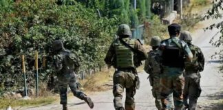 જમ્મુ-કાશ્મીરમાં આતંકીઓ પર કાળ બની સેના! બાતમી મળતા ઓપરેશન હાથ ધર્યું Terrorists in Jammu and Kashmir become an army! On receiving the information, the operation was carried out
