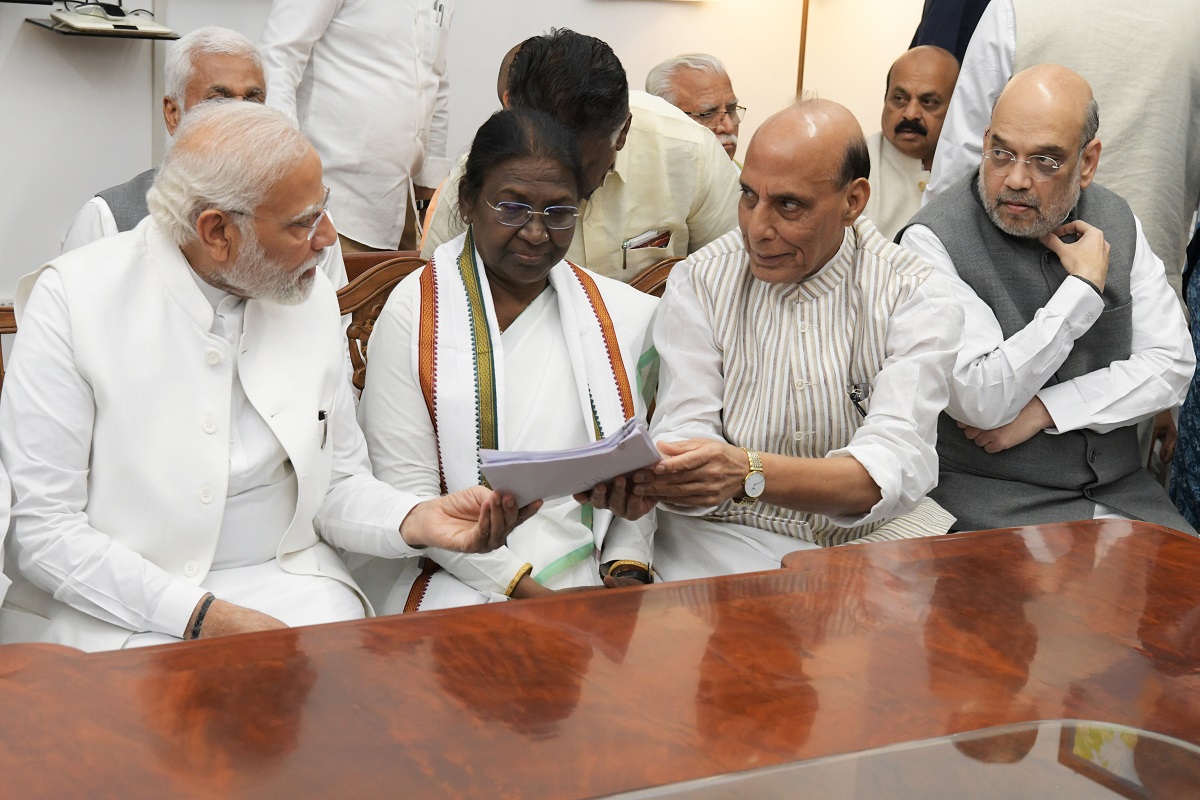 Draupadi Murmuni Wins Through Cross Voting: Becomes Country's First Tribal Woman President Draupadi Murmuni Wins Through Cross Voting: Becomes Country's First Tribal Woman President