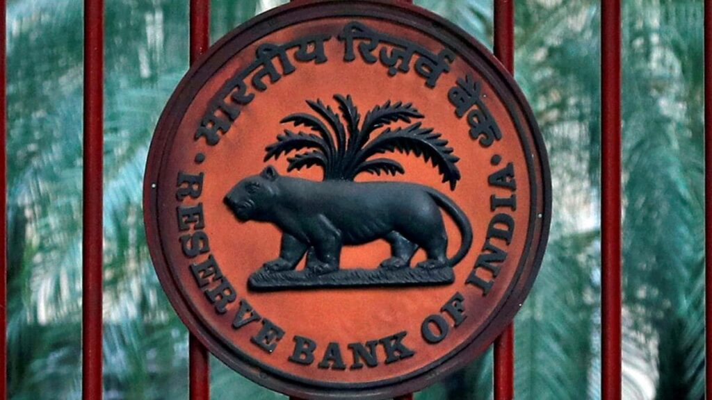 RBI makes big announcement: Foreign trade will no longer be in dollars but in rupees
