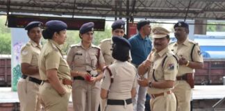 મોટા સમાચાર / ગુજરાતની સ્થાપના બાદ પોલીસકર્મીના પગારમાં મોટો વધારો, હર્ષ સંઘવીની મોટી જાહેરાત