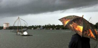 ગુજરાતમાં ત્રણ દિવસ અતિભારે વરસાદની આગાહી વચ્ચે અત્યાર સુધીમાં 76.21% નોંધાયો વરસાદ Gujarat has received 76.21% rainfall so far amid heavy rain forecast for three days