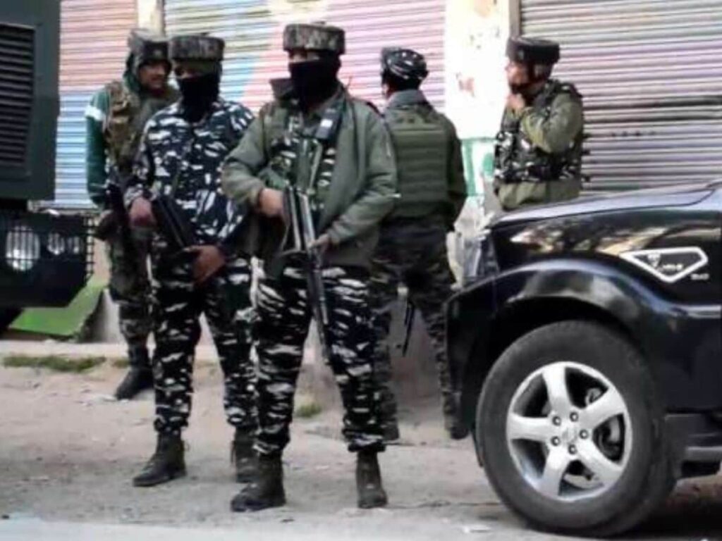 Another terrorist attack in Pulwama! A laborer died