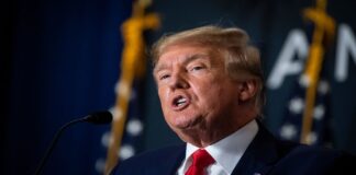 ટ્રમ્પના ઘરે રેડ મામલે મોટો ખુલાસો! દસ્તાવેજાના બોક્ષ માટે ઓપરેશન કરાયું હતું A big revelation in the case of red at Trump's house! The operation was done for the box of documents