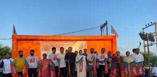 વડાપ્રધાનને વિકાસ પુરુષ તરીકે પ્રસ્થાપિત કરવા ભાજપ યુવા મોરચા દ્વારા રન ફોર ડેવલોપમેન્ટ મેરેથોન દોડનું કરાયું આયોજન