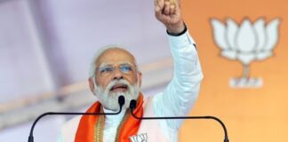 વાઈબ્રન્ટ ગુજરાતમાં PM મોદીએ કહ્યું, ‘વિદેશી રોકાણકારોને ધમકી આપવામાં આવી હતી, ગુજરાતમાં ન જાવ…’ In Vibrant Gujarat, PM Modi said, 'Foreign investors were threatened, don't go to Gujarat...'