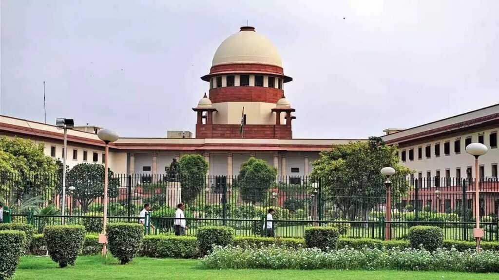 Supreme Court: A seven-judge constitution bench of SC will hear the issue of 'notes in lieu of votes' leaders.