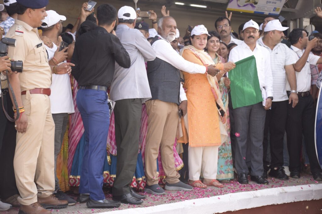 Saurashtra's first 'Vande Bharat Train' launched from Jamnagar Railway Station