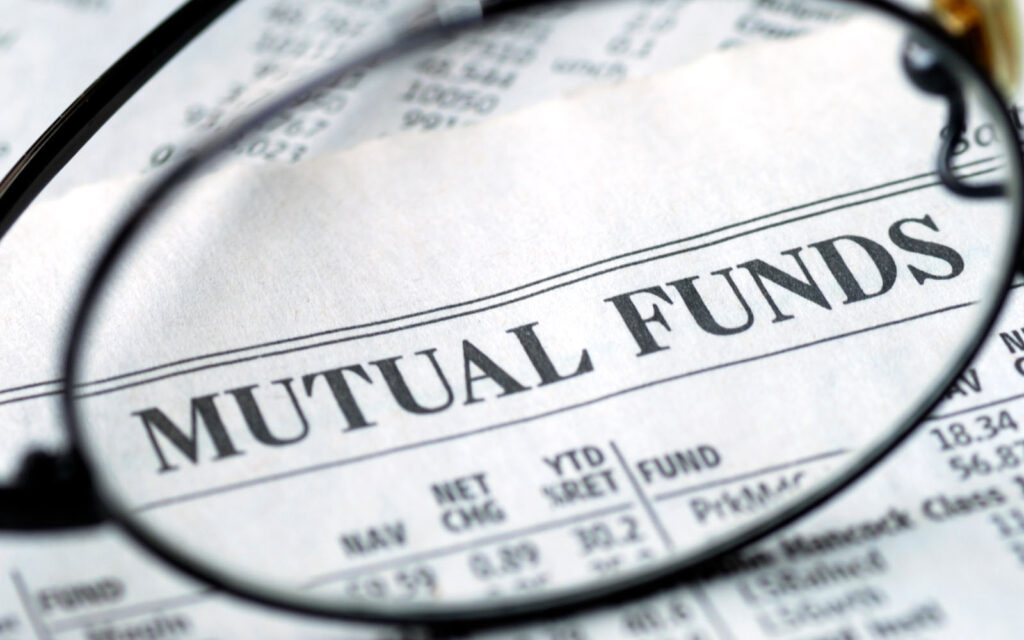 What is SIP or Lumpsum in Mutual Fund? Which is the right way to invest, understand the pros and cons of both