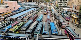 કાવેરી જળ વિવાદે બેંગલુરુની ગતિ રોકી, વિરોધ પ્રદર્શનને રોકવા માટે મોટી સંખ્યામાં પોલીસ તૈનાત The Cauvery water dispute brought Bengaluru to a standstill, with heavy police deployment to quell the protests