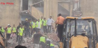 જામનગર મા રણજીતનગર અને સાધના કોલોની ના હાઉસિંગ બોર્ડ ના મકાન રિ-ડેવલોપમેન્ટ કરાશે: ટેન્ડર બહાર પડ્યા Housing board houses of Ranjitnagar and Sadhana Colony to be re-developed in Jamnagar: Tenders out