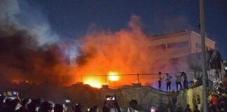 હમદાનિયામાં લગ્ન પ્રસંગમાં ફટાકડાના કારણે આગ; 100 લોકોના મોત, લગભગ 150 ઘાયલ Fireworks caused by firecrackers at wedding in Hamdania; 100 dead, about 150 injured