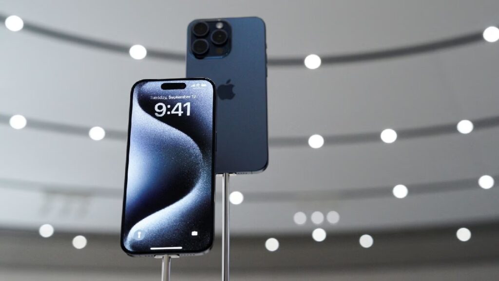 Pre-booking of Apple's latest iPhones starts today, know the process of order