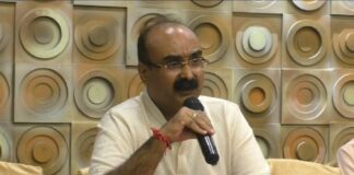 ધુંવાવ આસપાસની અંદાજે 225 વિઘા શ્રી સરકાર થયેલી જમીન વહેંચવાના મામલે ફરીથી ‘સહારા’ ચર્ચામાં !!! About 225 Bigha around Dhunwav in the 'Sahara' debate again in the matter of distribution of land held by Shri Sarkar !!!