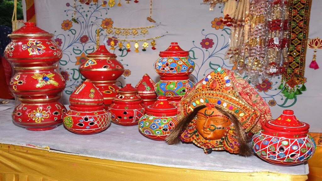 The garba designed by the sisters of Sakhi Mandal of Jamnagar became the center of attraction