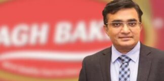 વાઘ બકરી ગ્રુપના એક્ઝિક્યુટિવ ડાયરેક્ટર પરાગ દેસાઈનું અવસાન, રખડતા કૂતરાઓથી બચવાનો પ્રયાસ કરતી થઈ હતી વખતે ઈજા Parag Desai, Executive Director of Wagh Bakri Group dies, injured while trying to escape from stray dogs