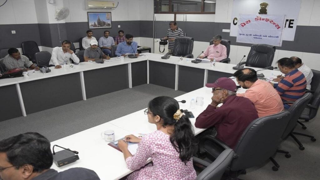 Journalist council was organized under the electoral roll special summary revision program-2024 under the chairmanship of district election officer and collector.