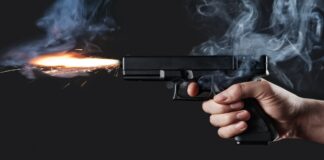 જામનગરના વાલસુરા નેવીમાં ફરજ બજાવતા જવાને સર્વિસ રિવોલ્વરમાંથી ફાયરીંગ કરી કર્યો આપઘાત Committed suicide by firing service revolver while on duty in Valsura Navy, Jamnagar.