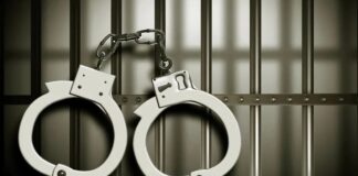 નકલી ડેથ સર્ટિફિકેટમાંથી પોલિસીના પૈસા ઉપાડતી ગેંગનો પર્દાફાશ; ત્રણની ધરપકડ, અન્ય ત્રણ ફરાર Gang busted for withdrawing policy money from fake death certificates; Three arrested, three others absconding