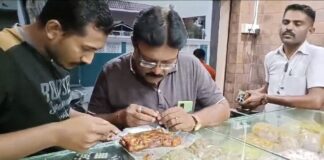 જામનગરમાં ફુડ વિભાગનું ચેકીંગના નામનું નાટક અને ખોરાકમાંથી જીવાત નીકળવાનો શીલશીલો યથાવત In Jamnagar, the food department's drama in the name of checking and the fact that mites are released from food continue