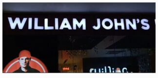 જામનગર વિલિયમ જોન્સ પીઝામાંથી ગ્રાહકને સુપમાથી વંદો નીકળ્યો , નામ ગમે તે હોય “હમામ મેં સબ નંગે”