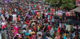 દિવાળીમાં શ્રીફળ,ચા, દૂધ, નાસ્તો, સુકોમેવો, શાક, તેલ, ફરસાણ, વાહનો, સોના-ચાંદી બધ્ધુ મોંઘું થયું