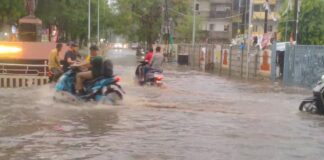 પોણા બે ઇંચ વરસાદમાં જામનગર શહેરની આવી હાલત , એક સાથે ૧૫ થી ૨૦ ઇંચ ખાબકે તો !!!